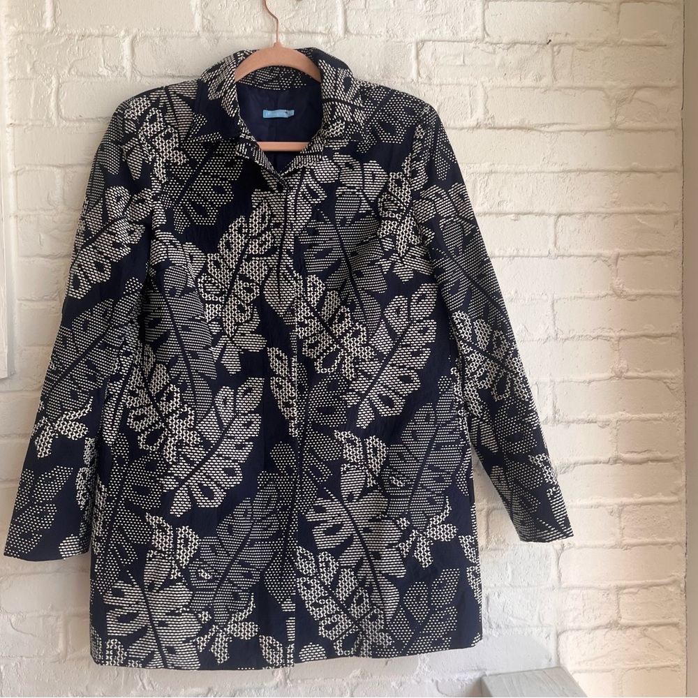 J. Mclaughlin Jacket Size Medium - image 3